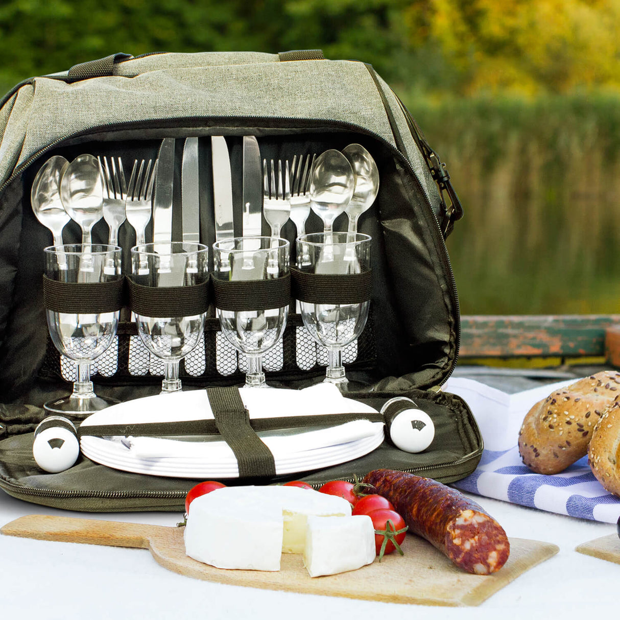 Alfresco Picnic Bag -  Embroidered